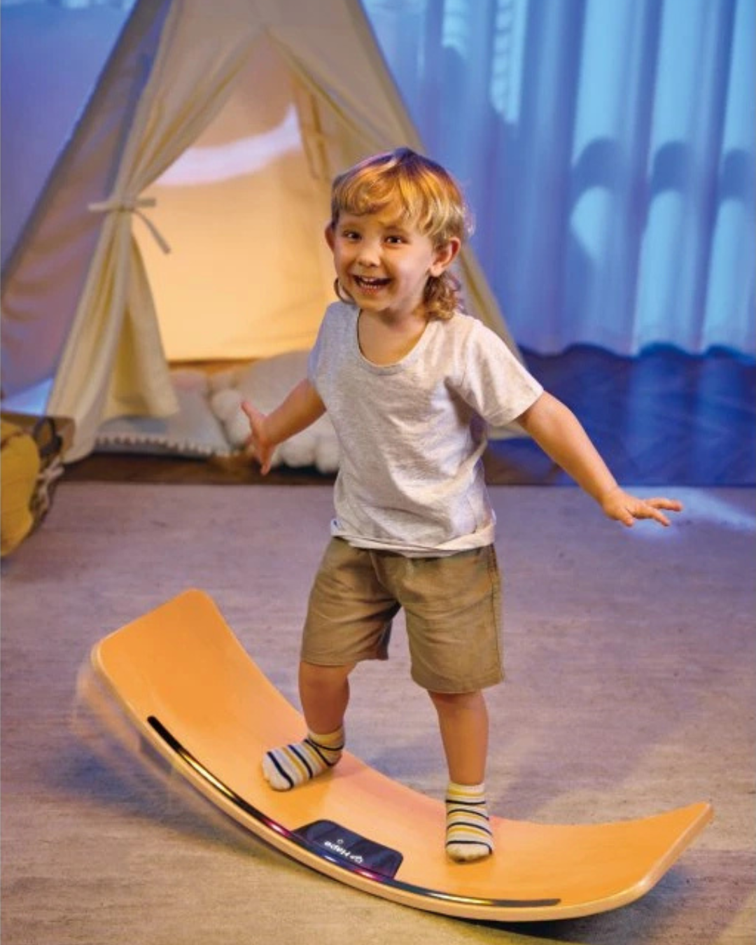  HAPE - Svítící balanční deska